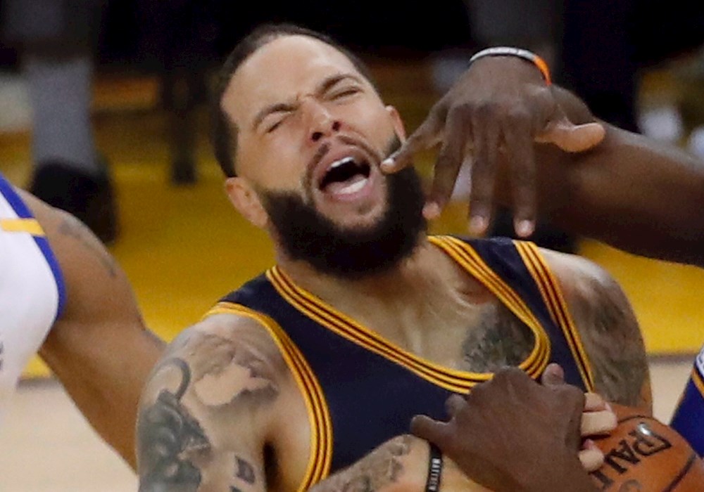 El exjugador de la NBA Deron Williams debuta como boxeador el 18 de diciembre