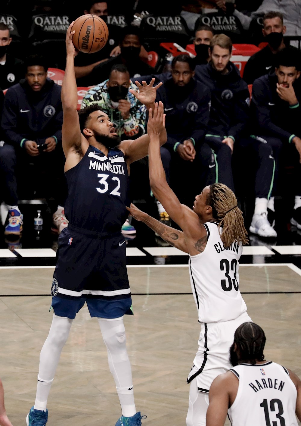 96-110. Los Timberwolves logran su cuarto triunfo seguido; Willy, doble-doble