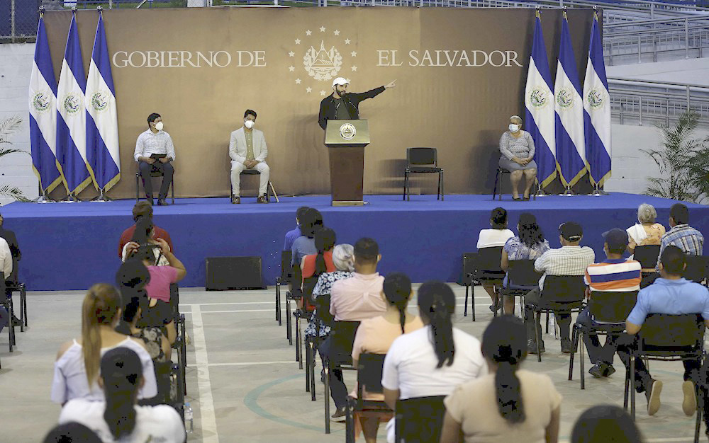El ICE asiste a conmemoración de matanza de El Mozote en El Salvador