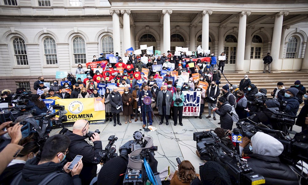 La ciudad de Nueva York otorga el derecho al voto a sus residentes legales