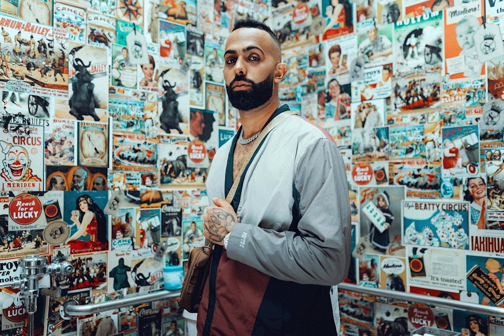 Eladio Carrión: “Soy un libro abierto con mis fanáticos”