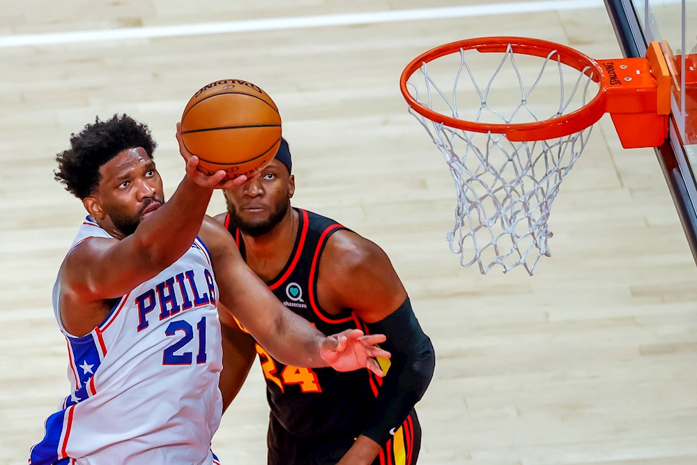 103-108: Joel Embiid empuja a los 76ers sobre los Celtics en el último cuarto