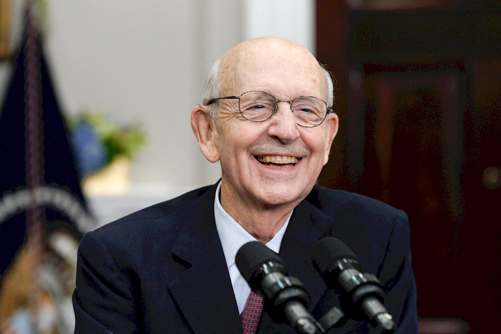 El juez progresista Breyer del Supremo de EEUU hace oficial su jubilación