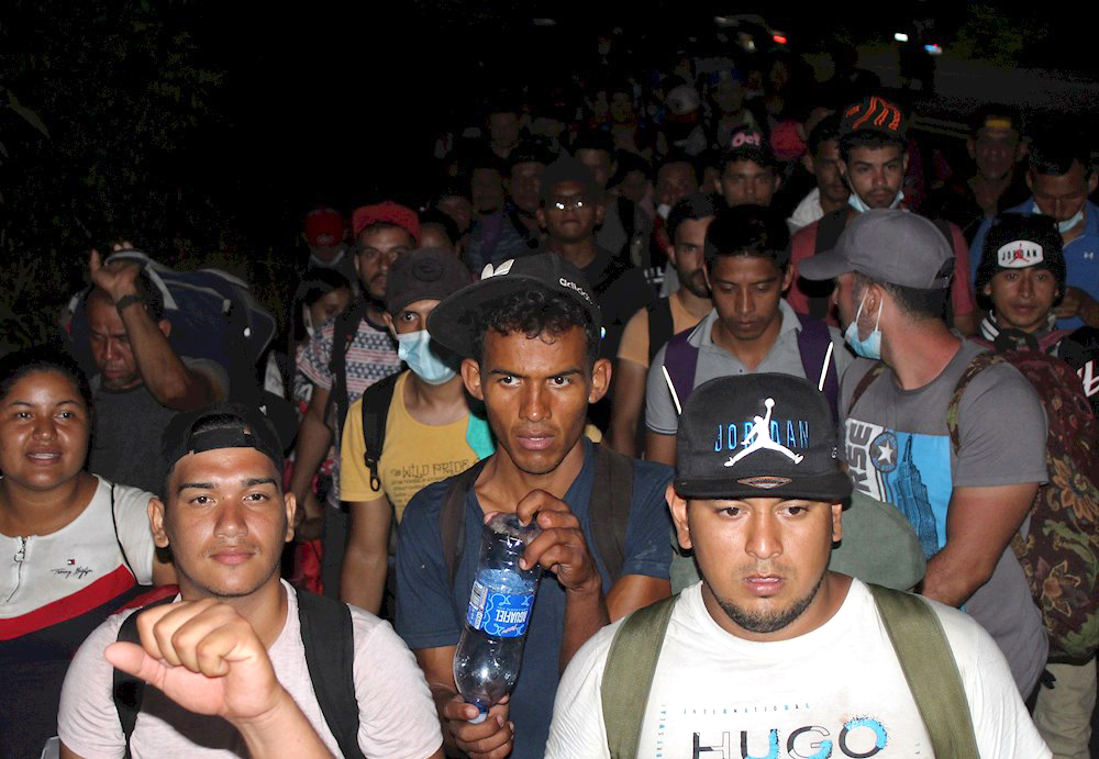 Nueva caravana de migrantes sale del sureste de México con rumbo a EE.UU.