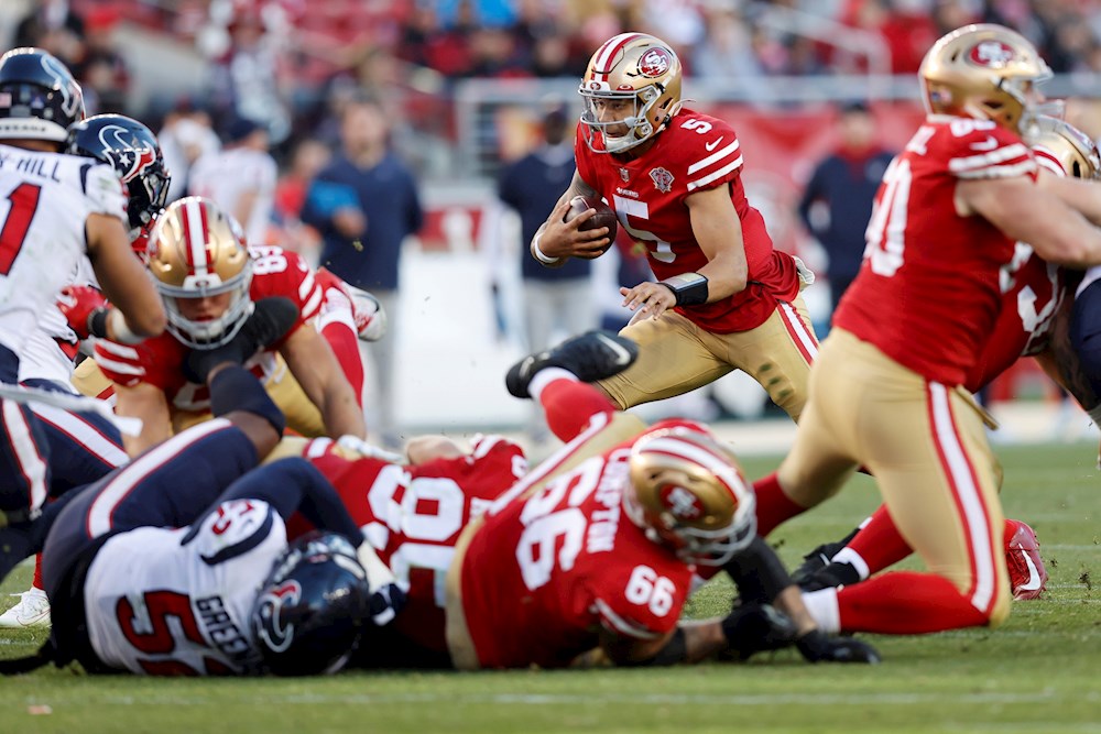 Cardinals detienen a los Cowboys en la carrera por acabar primero en la NFC