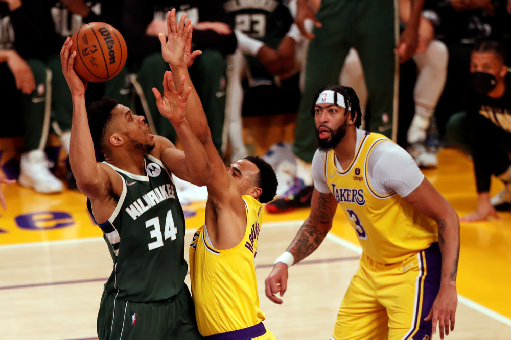 116-131. Los Bucks fulminan a los Lakers con un monumental Antetokounmpo