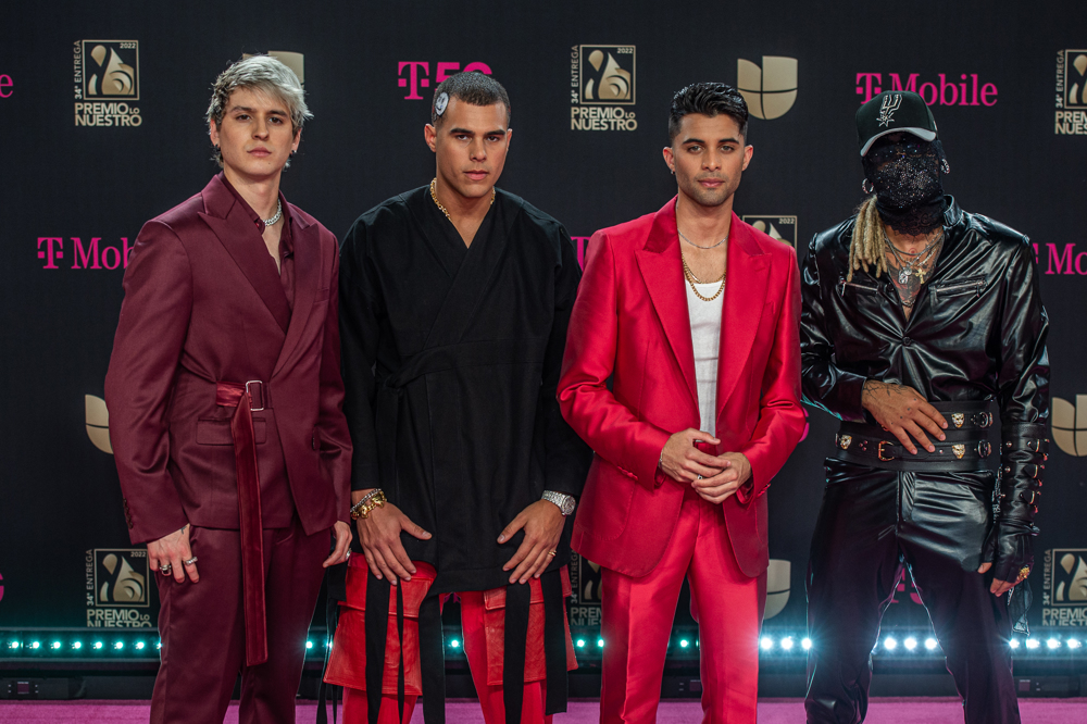 Sin ser el más nominado, un ausente Bad Bunny vence en los Premios Lo Nuestro