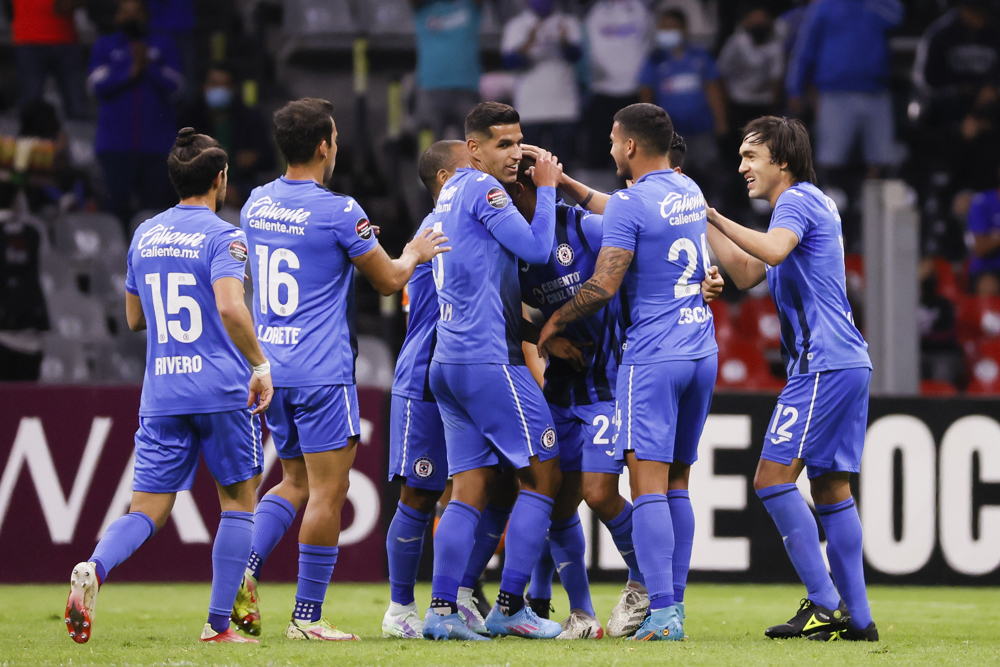 3-1. El Cruz Azul del peruano Reynoso vence al Forge y clasifica a cuartos