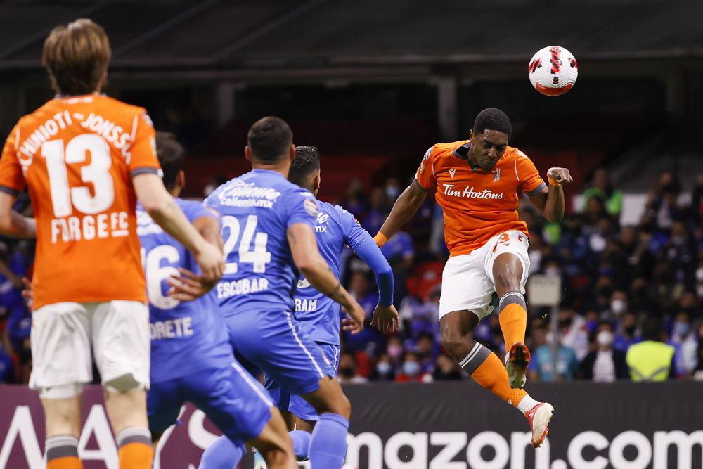 Smyrniotis destaca esfuerzo del Forge para competir en la altitud de México