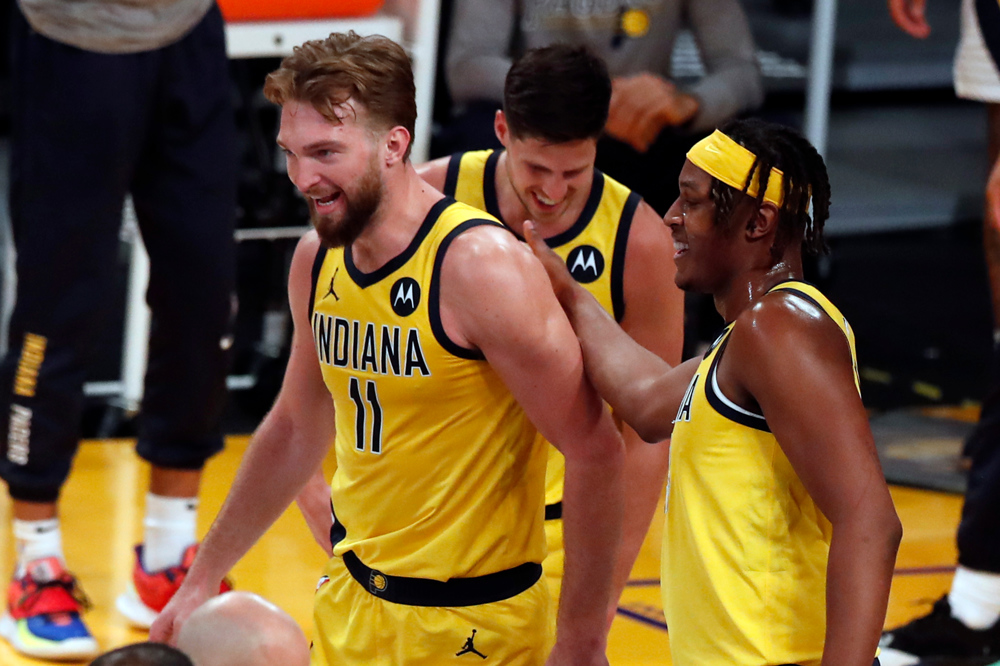 Domantas Sabonis se va a los Kings y CJ McCollum a los Pelicans, según ESPN