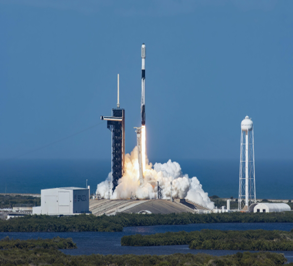 Tormenta solar destruyó 40 de los 49 satélites Starlink de SpaceX