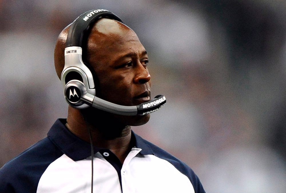 Los Houston Texans califican a su nuevo coach, Lovie Smith, como un ganador