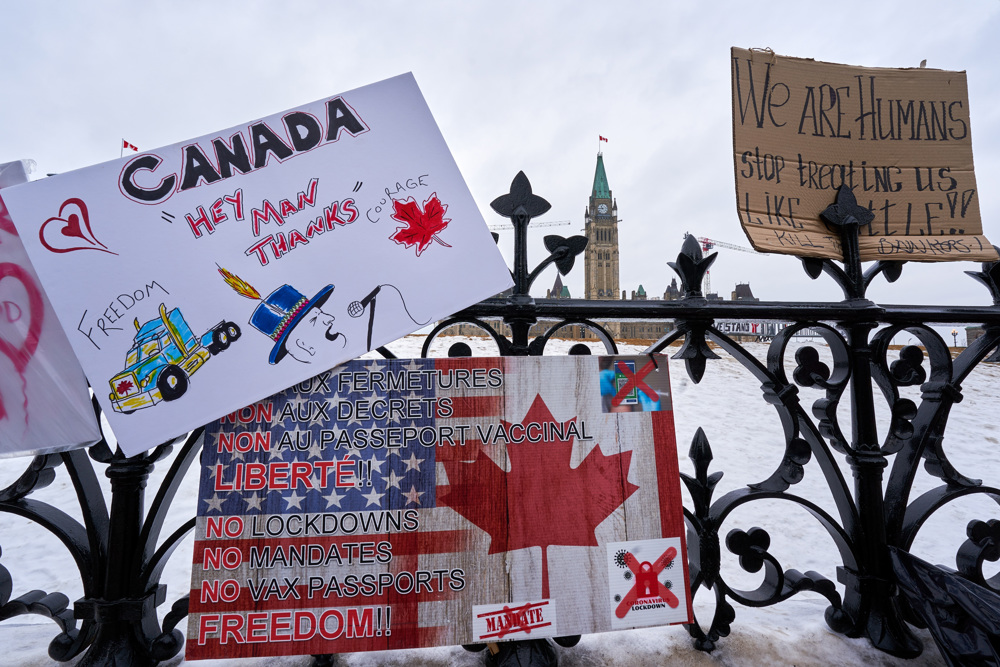 El bloqueo de frontera EE.UU.-Canadá impacta en la industria del automóvil