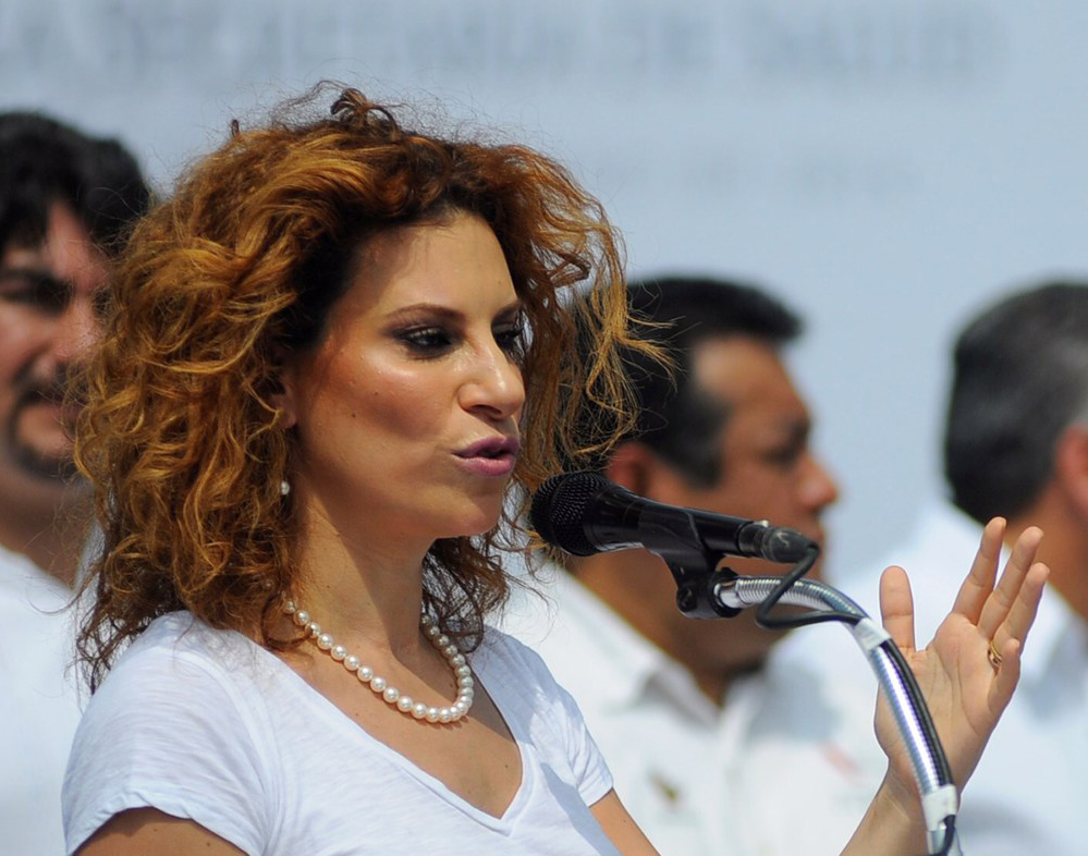 Fiscalía mexicana celebra triunfo en extradición de esposa de exgobernador