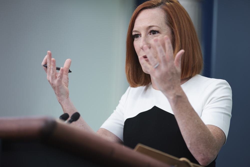 La Casa Blanca bromea con que Rusia parece haber sancionado al padre de Biden