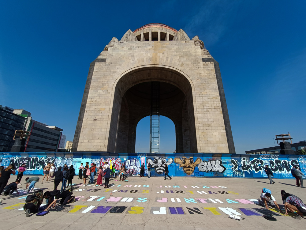 Comunidad trans se manifiesta en México para exigir seguridad y respeto