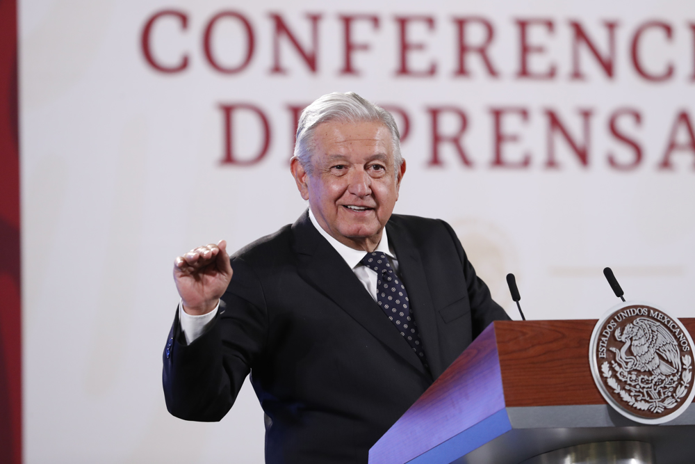 Subgobernador de Banco de México ve un “error” de López Obrador por polémica