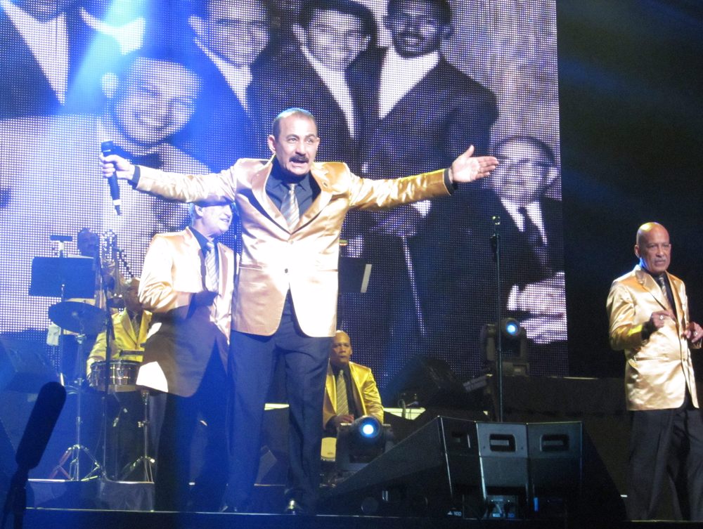 Salsero Charlie Aponte lanza tema destacando el amor y romanticismo clásico