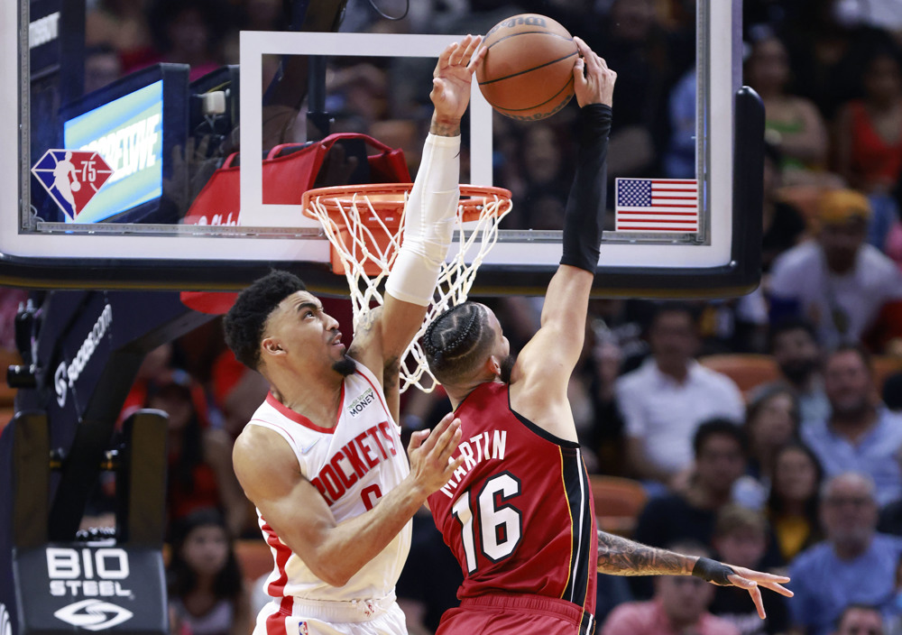Sixers tumban a Bulls, Doncic doblega a Gobert, y Jokic somete a Warriors