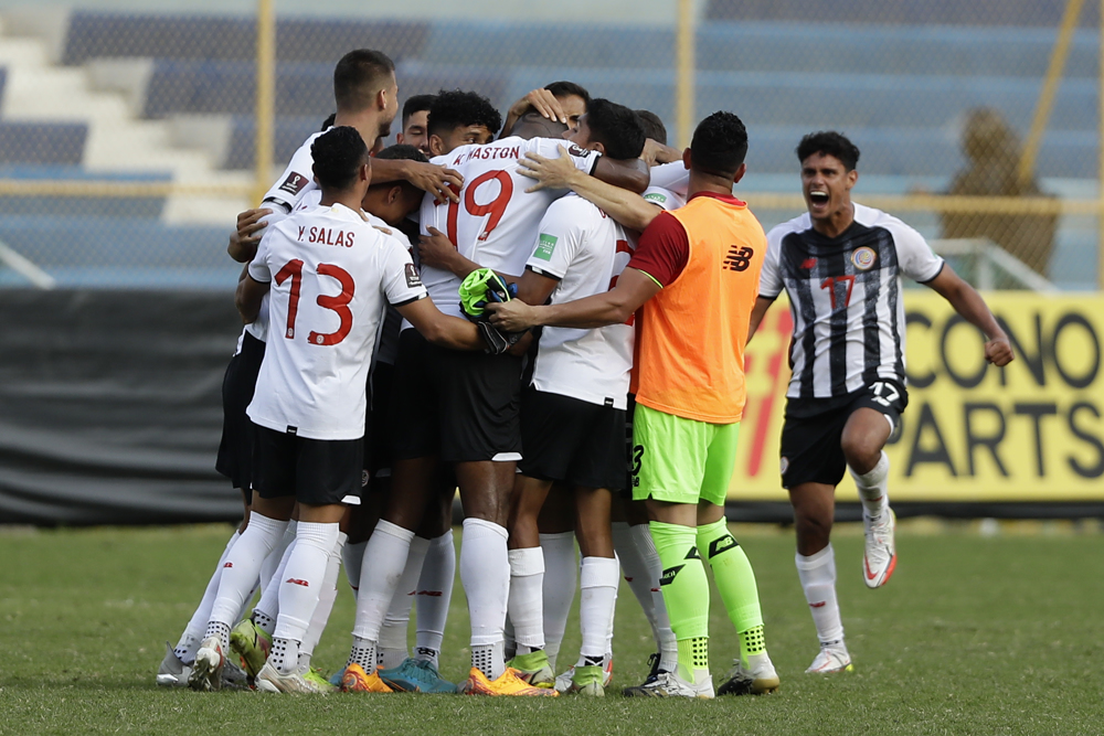 1-2. Costa Rica se aferra al cuarto lugar al vencer a El Salvador