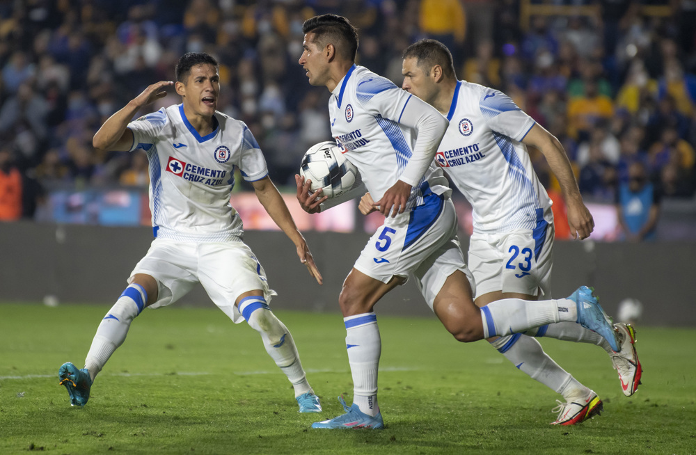 Cruz Azul recibe al Montreal con la meta de sacar ventaja en el Azteca