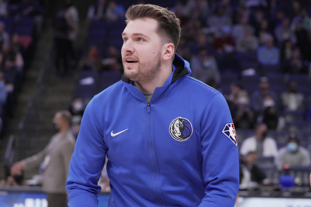 128-110: Los Mavericks se aprovechan y le propinan otra bofetada a los Lakers