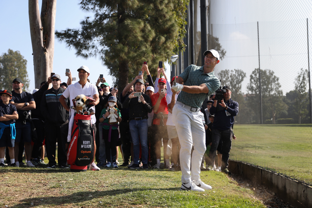 El norirlandés McIlroy lidera el Arnold Palmer Invitational tras la 1ª ronda