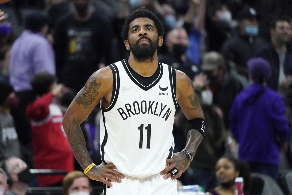 Los Warriors se reponen; Irving ilumina a los Nets con 50 puntos