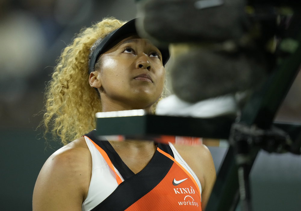 Osaka se despide entre lágrimas, dolida por los insultos de un aficionado