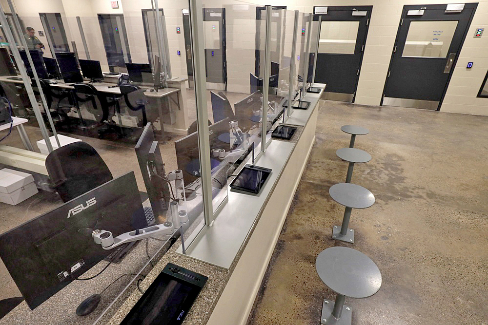 CBP reabre su centro de procesamiento de migrantes en McAllen