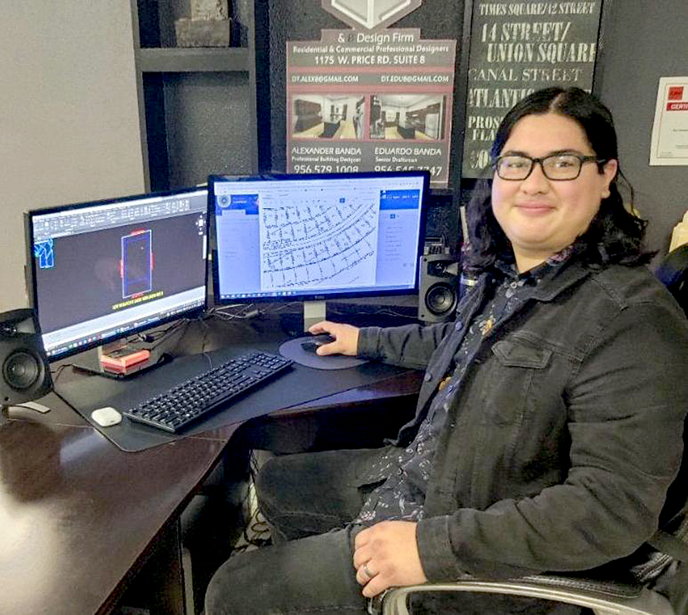 Estudiante de TSC está diseñando su futuro con una base sólida