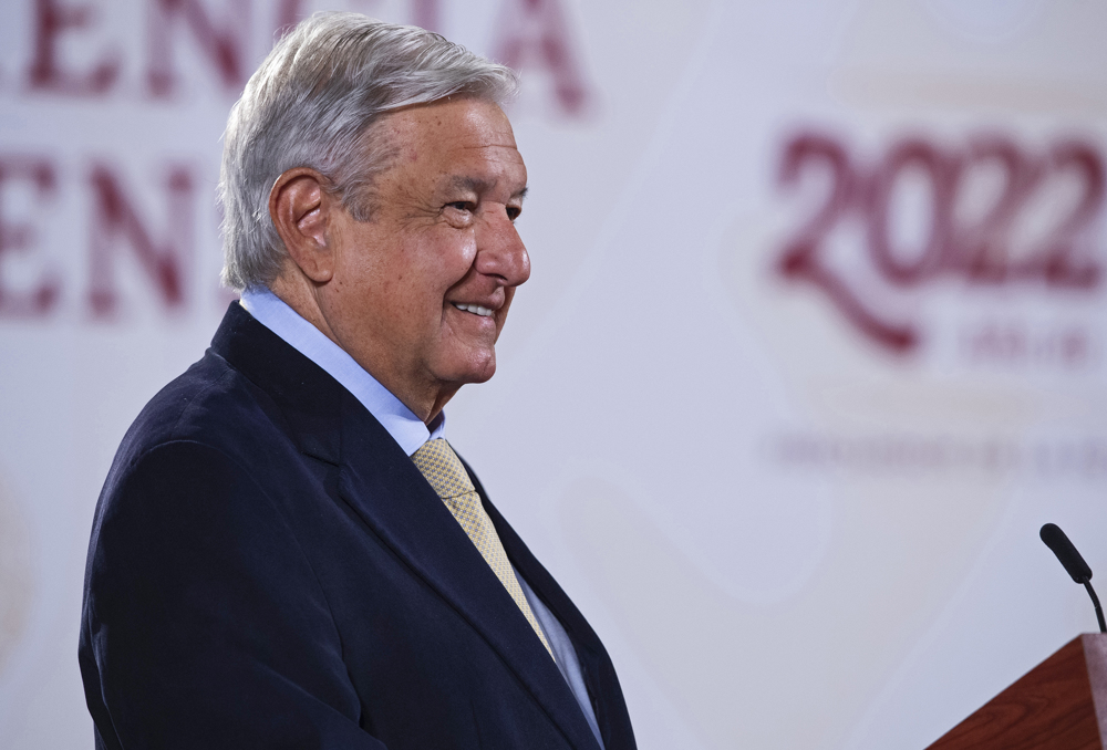López Obrador admite que polémica empresa tiene contratos en nueva refinería