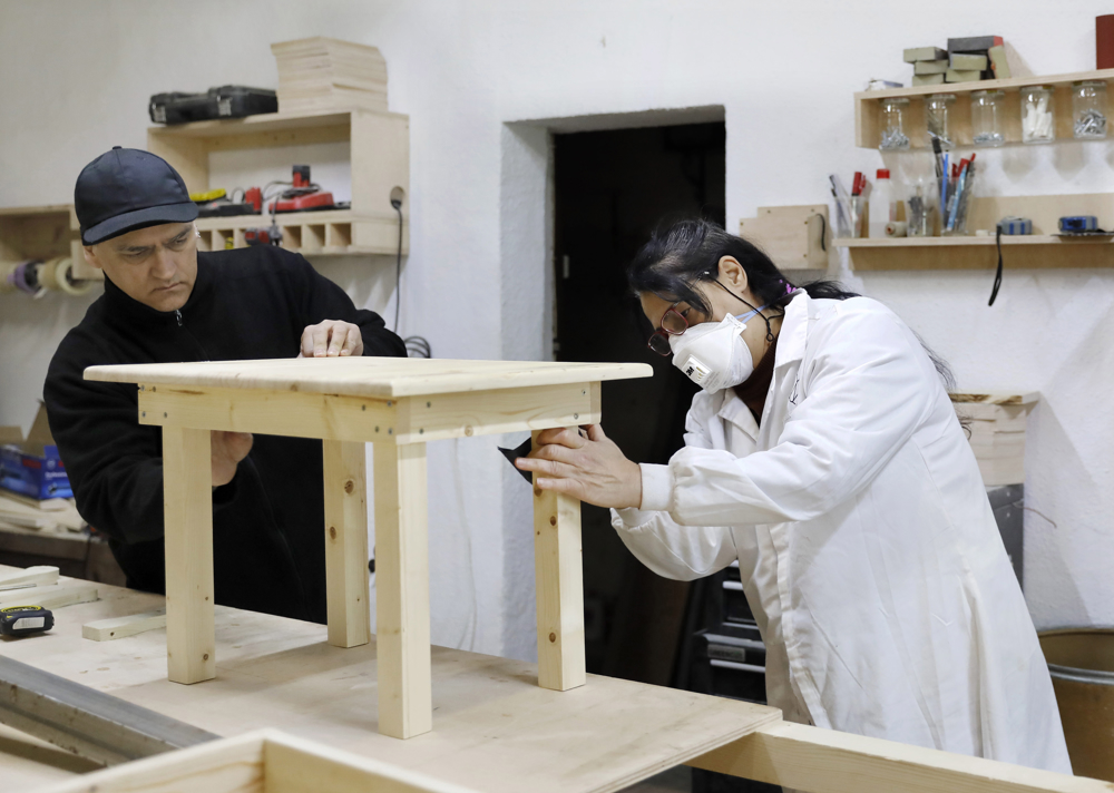 México y España son los países de la OCDE donde más bajó la tasa de paro en enero