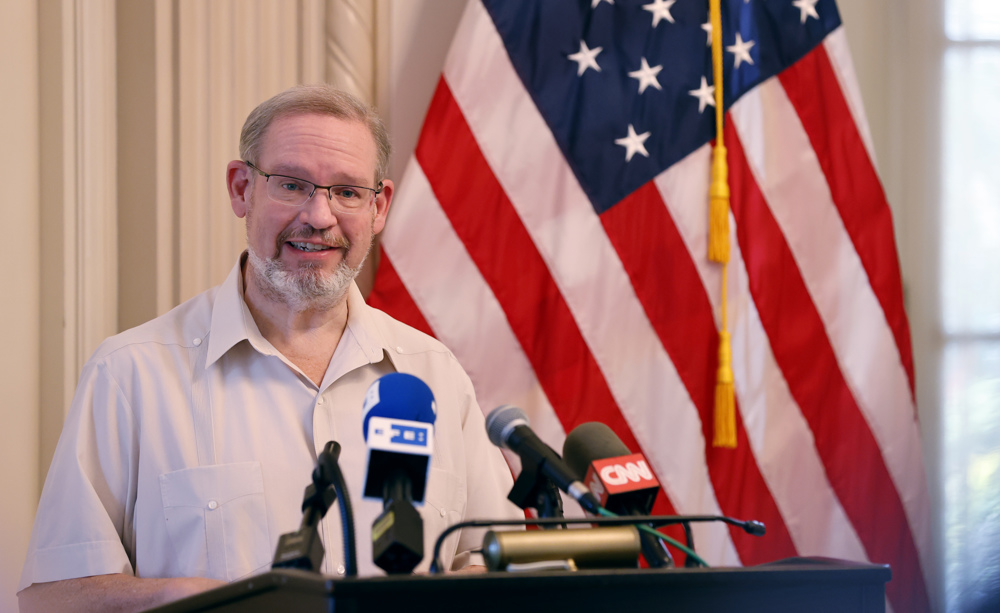 EE. UU. reanudará en Cuba la emisión de visados migratorios