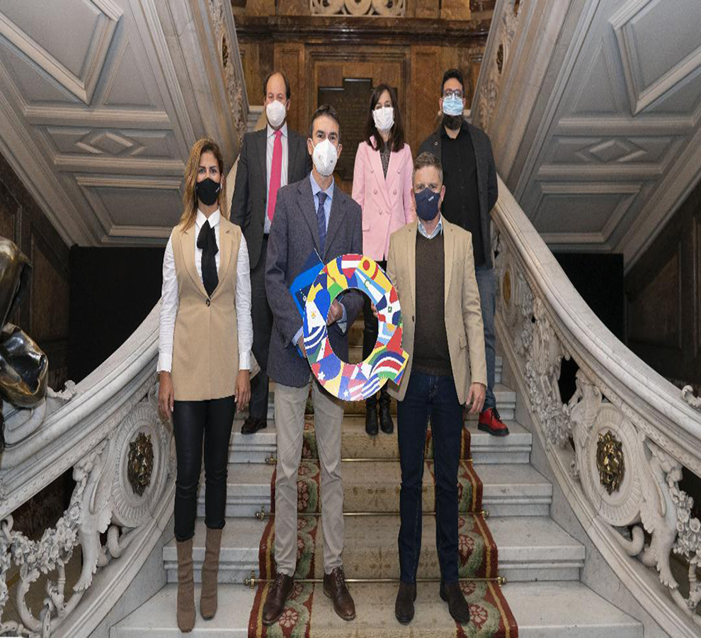 Encabezan Brasil, Chile y México finalistas de los Premios Quirino