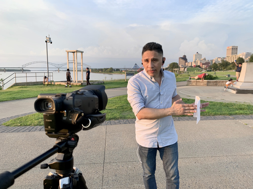 Periodista asilado pide “escuchar el clamor de la gente” sobre inmigración