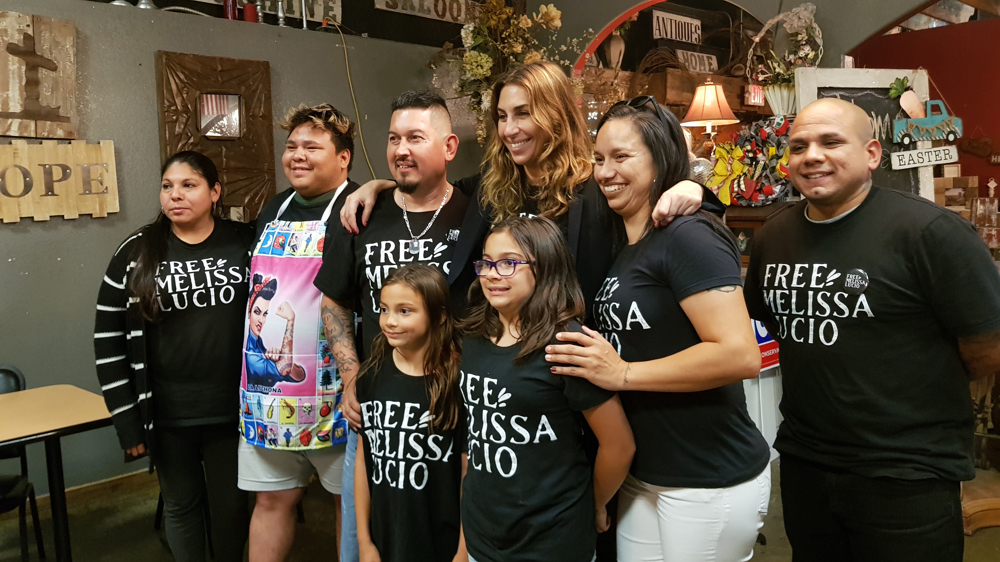 Familia y amigos de Melissa Lucio celebran la suspensión de su ejecución