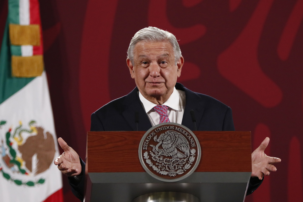 Ente ordena al partido de López Obrador retirar campaña contra opositores
