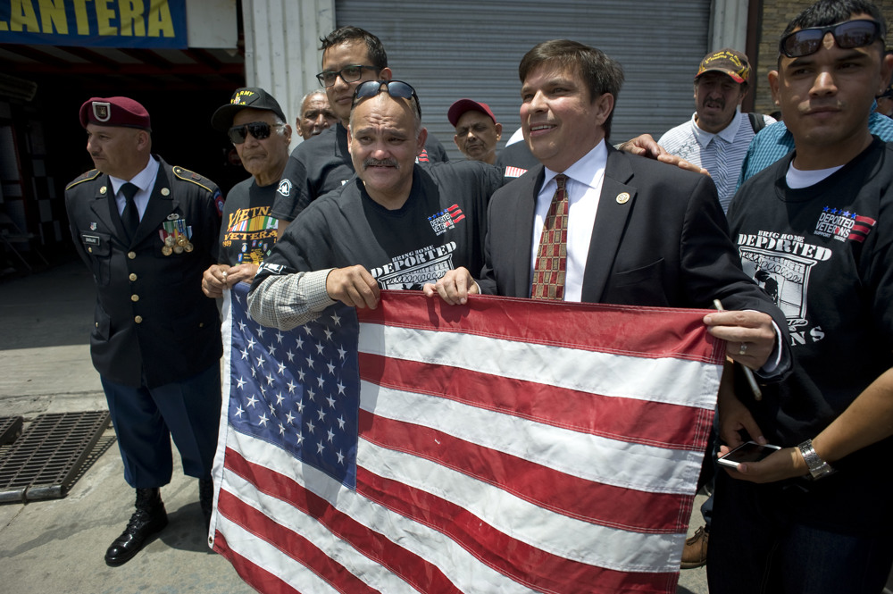 Diputado mexicano critica petición de retirar visas de EEUU a compañeros