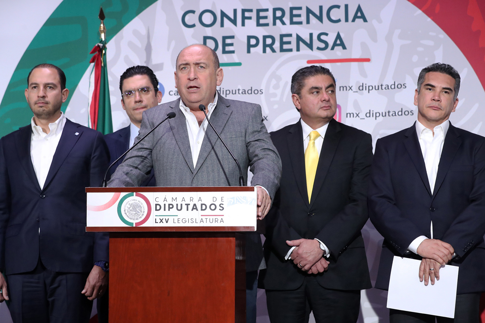 Diputados mexicanos de oposición no votarán Ley Minera de López Obrador