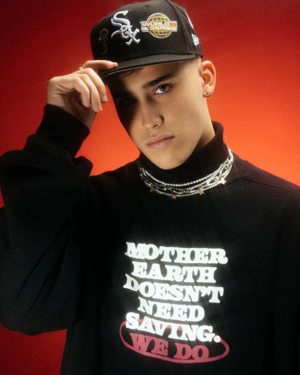 El joven artista boricua Alejo espera que su tema con Karol G “traiga cola”