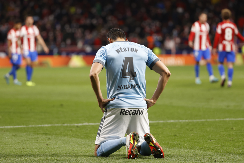 Araujo: “Nos quedan siete finales”