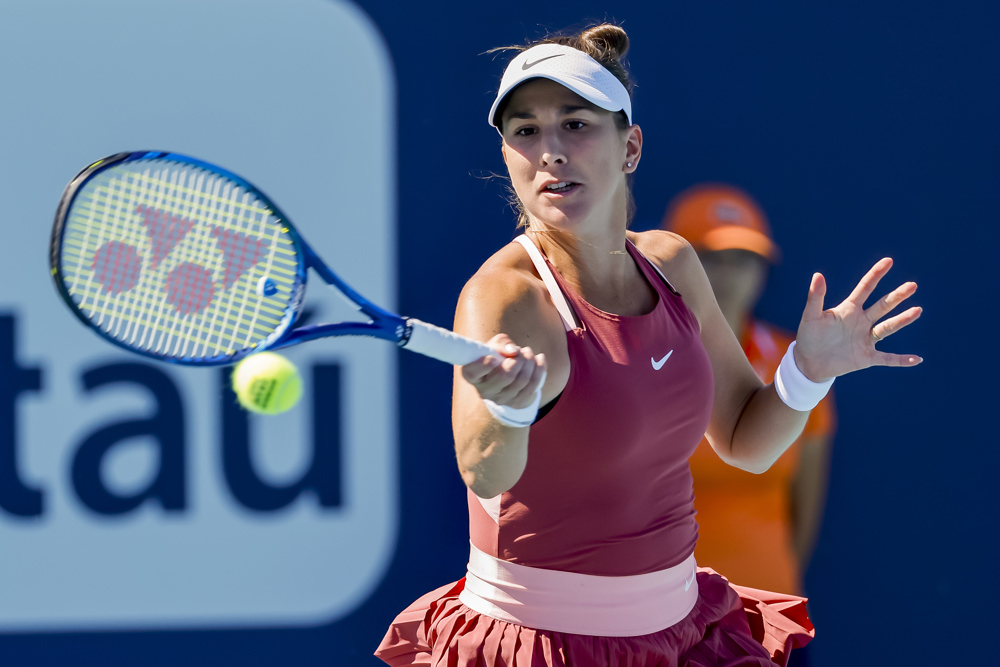 Bencic avanza y Sloane Stephen se despide