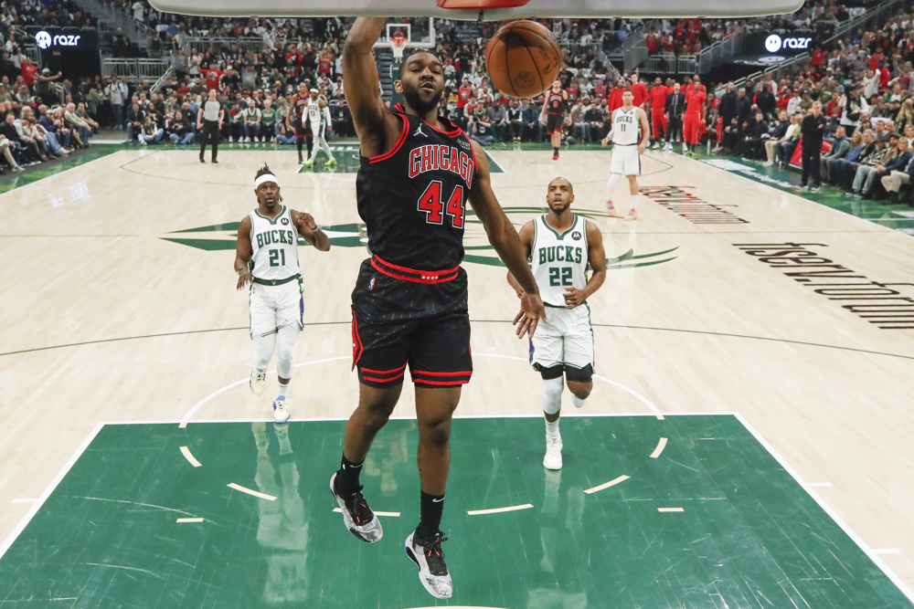 114-109. Un DeRozan estelar empata la serie