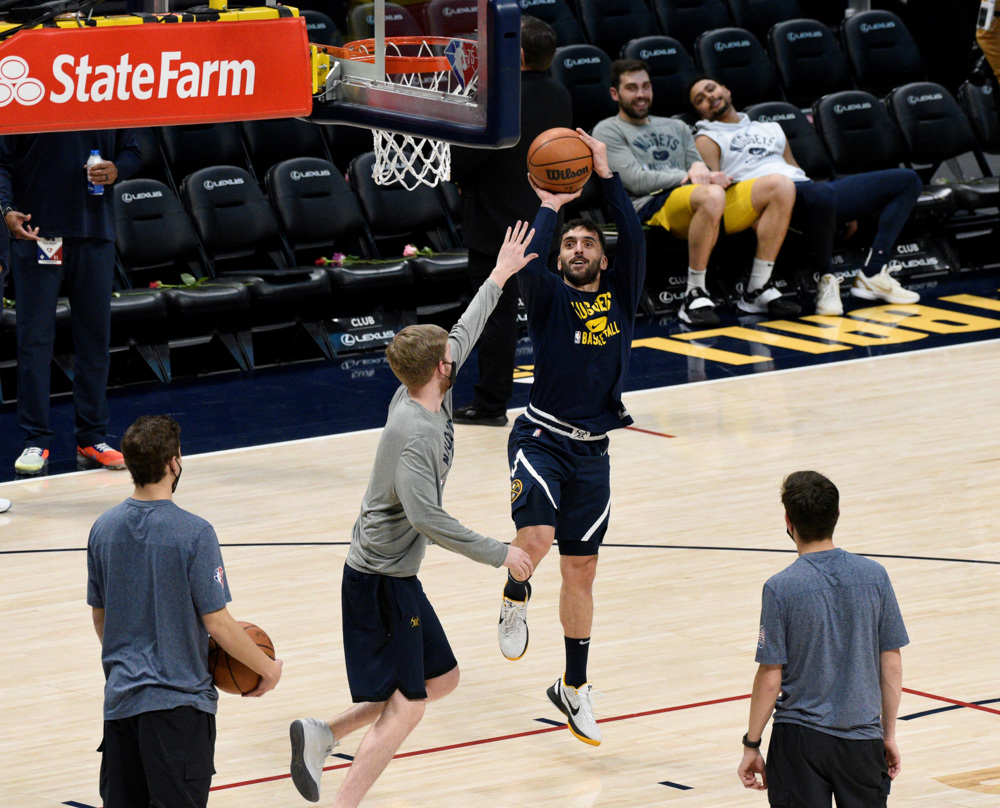 Campazzo es expulsado ante los Lakers y Ellington le amenaza en Twitter
