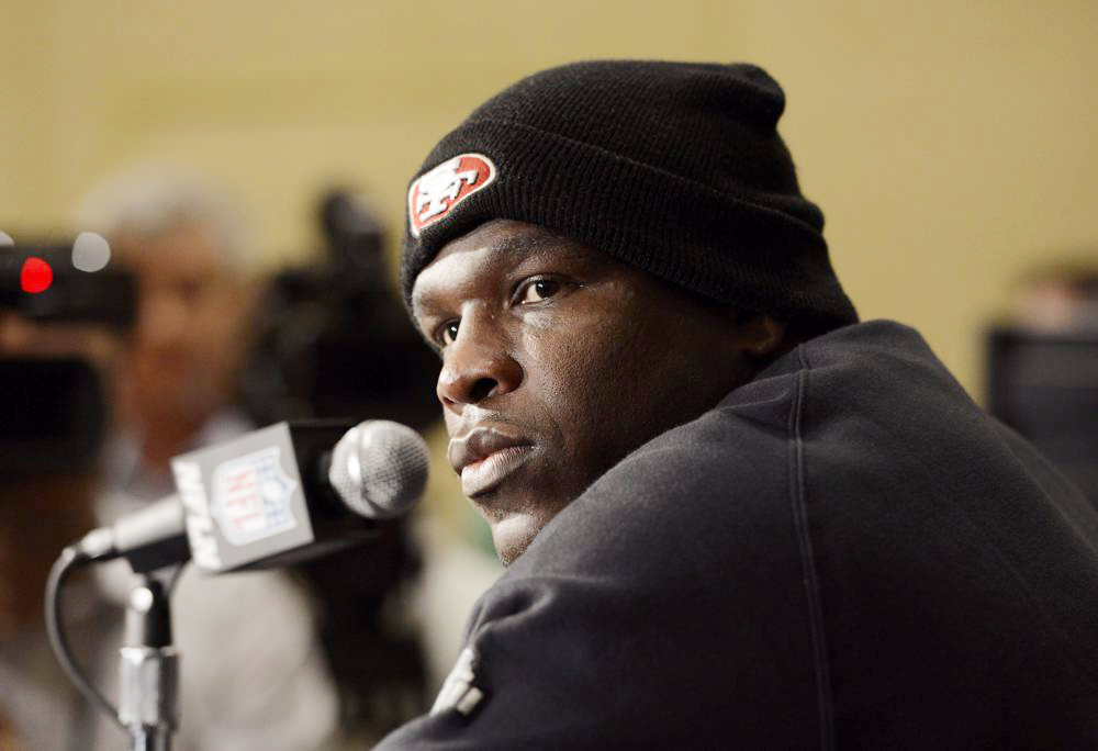 Frank Gore, tercero en yardas por tierra en la NFL, busca su retiro con 49ers