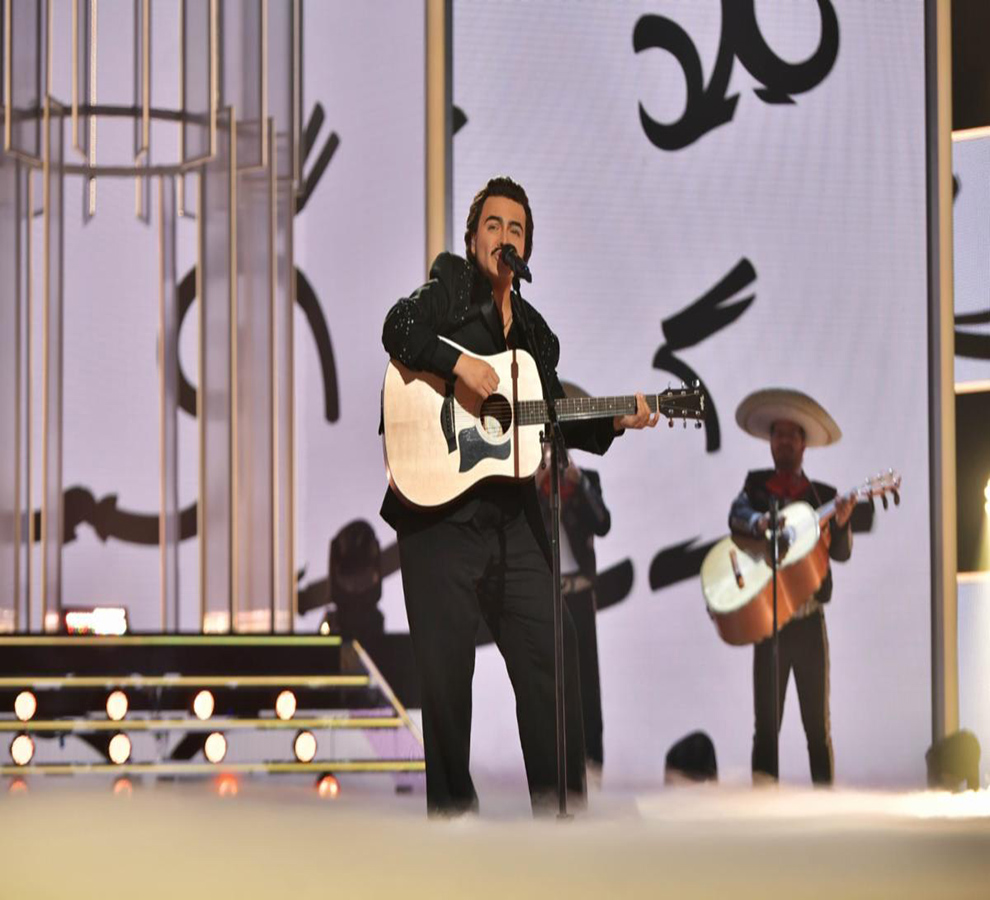 Emocionante hasta las lágrimas, así fue el homenaje de Helen Ochoa a Joan Sebastian en “Tu Cara Me Suena” 