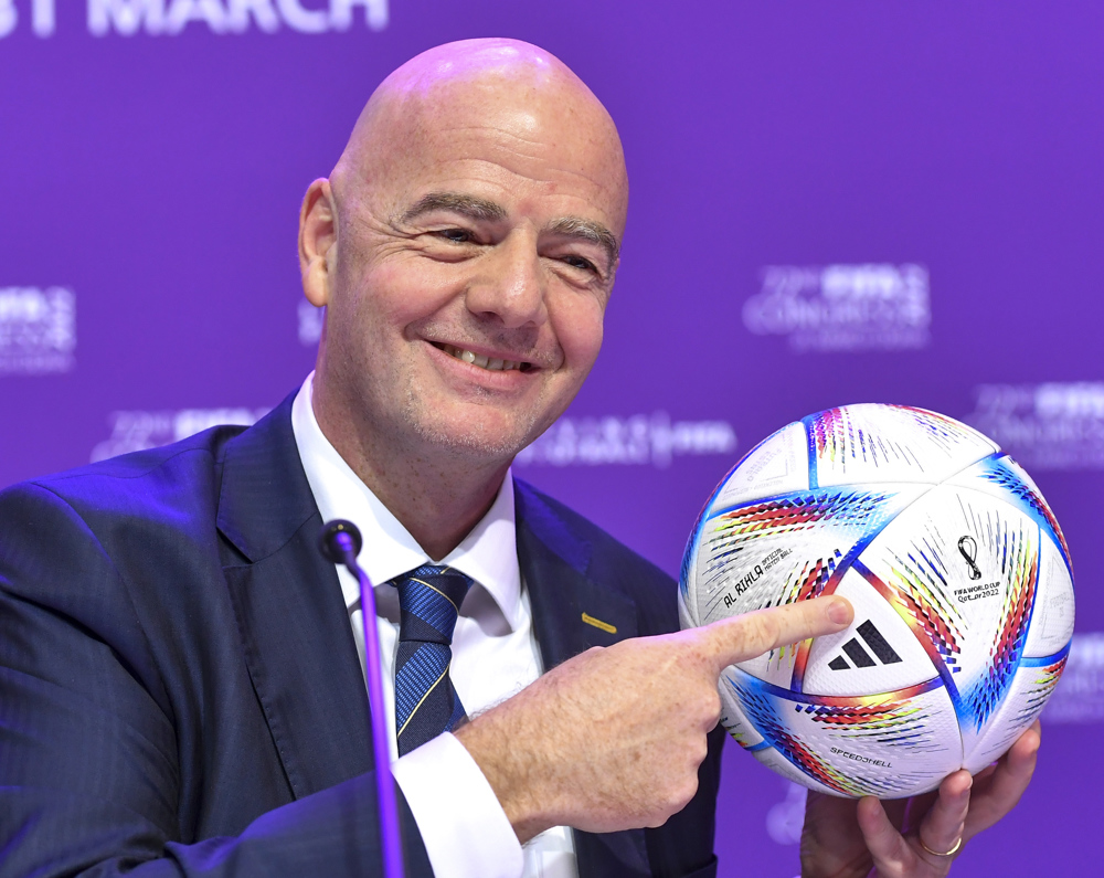 Infantino supervisa los avances de México para ser sede del Mundial de 2026