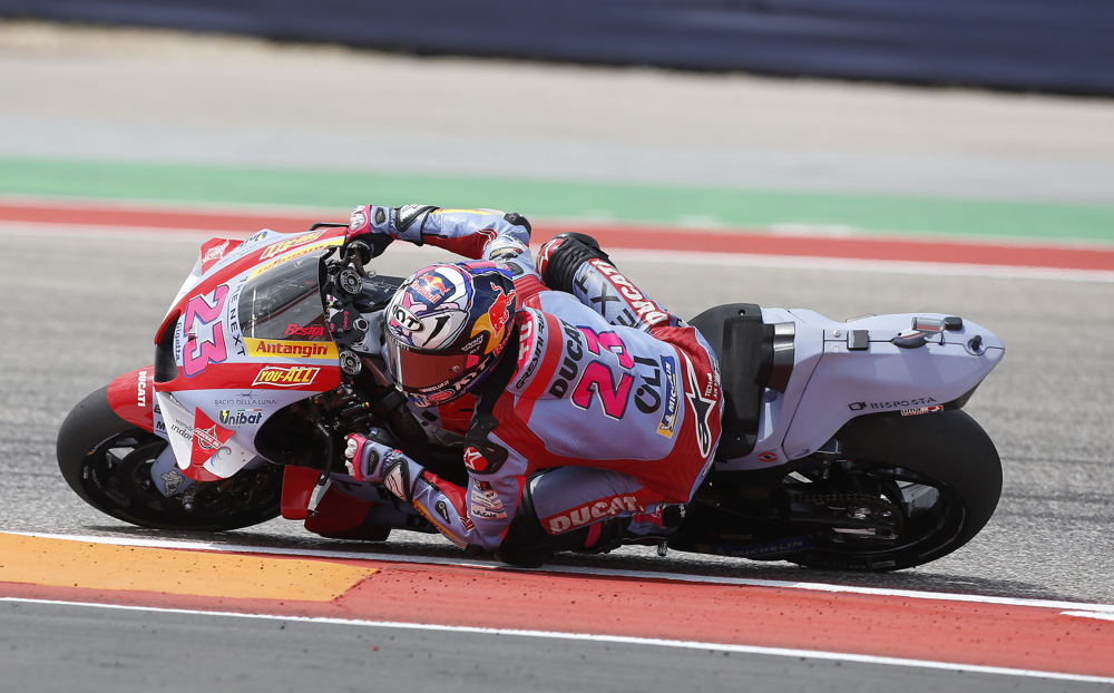 Bastianini recupera el liderato pero el mejor Marc Márquez está de vuelta