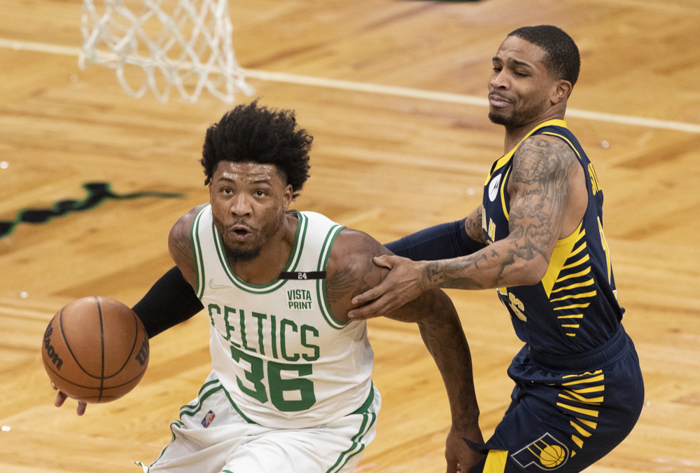 Marcus Smart se lleva el premio de la NBA al Jugador Defensivo del Año
